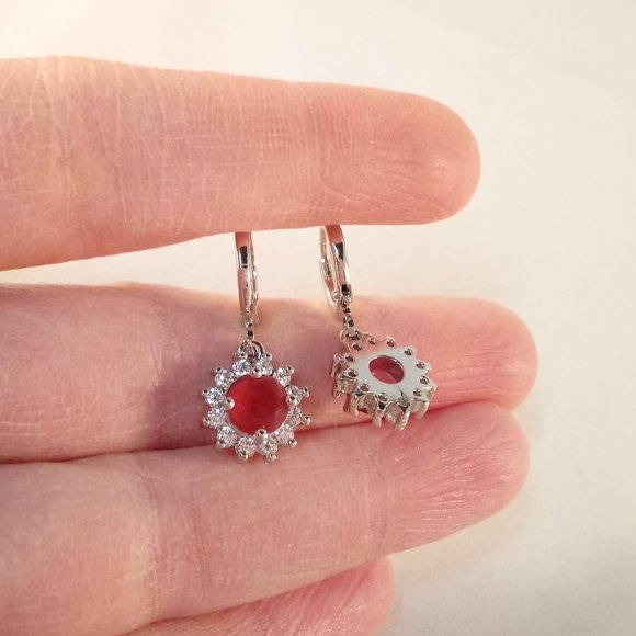 18K White Gold Filled Ruby Red Diamond Zircon Sunflower Drop Earrings Gorgeous - Picture 3 of 3